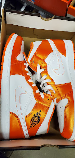 Nike Factory Store - 3