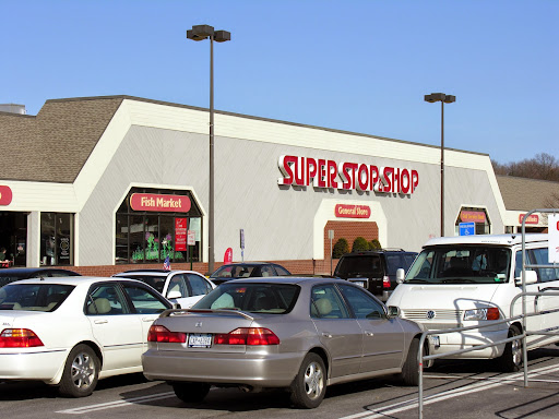 Shopping Mall «Alpine Commons Shopping Ctr», reviews and photos, 1357-1404 U.S. 9, Wappingers Falls, NY 12590, USA