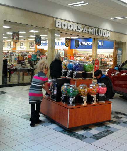 Book Store «Books-A-Million», reviews and photos, 17301 Valley Mall Rd #594, Hagerstown, MD 21740, USA