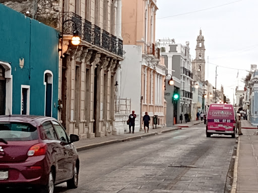 ESTACIONAMIENTO PUBLICO LOPEZ