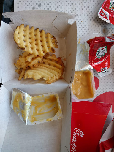 Fast Food Restaurant «Chick-fil-A», reviews and photos, 603 S Plano Rd, Richardson, TX 75081, USA