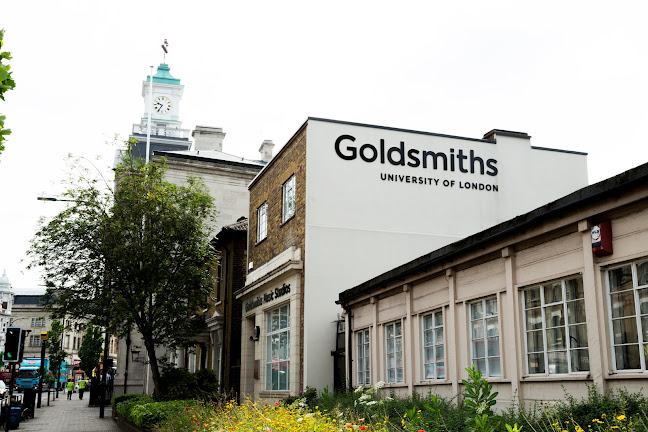 Reviews of Goldsmiths Music Studios in London - Music store