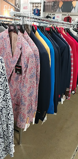 Clothing Store «K&G Fashion Superstore», reviews and photos, 3020 E 9th St, Oakland, CA 94601, USA