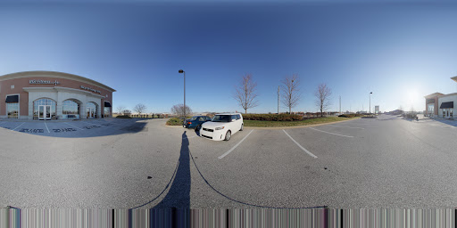 Bicycle Store «Bicycle Garage Indy & BGI Fitness - Greenwood», reviews and photos, 997 E County Line Rd, Greenwood, IN 46143, USA