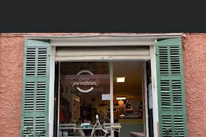 Entre Parenthéses - Le Café Brocante de Thuir image
