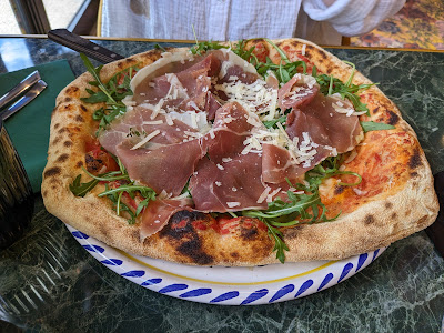 Restaurant Pizzeria Dei Sapori à Alès
