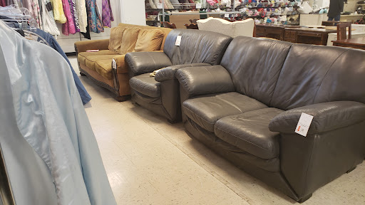 Thrift Store «Goodwill of North Georgia: Snellville Store and Donation Center», reviews and photos, 2340 Ronald Reagan Pkwy, Snellville, GA 30078, USA