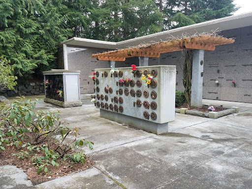 Funeral Home «Purdy & Walters at Floral Hills», reviews and photos, 409 Filbert Rd, Lynnwood, WA 98036, USA