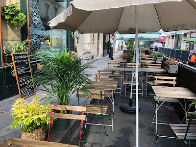 Les petites bouchées à Paris