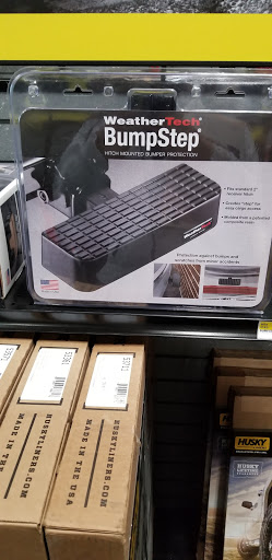 Truck Accessories Store «4 Wheel Parts - Portland - South Tabor», reviews and photos, 2700 SE 82nd Ave, Portland, OR 97266, USA