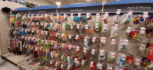 Pet Supply Store «PetSmart», reviews and photos, 24965 Pico Canyon Rd, Stevenson Ranch, CA 91381, USA