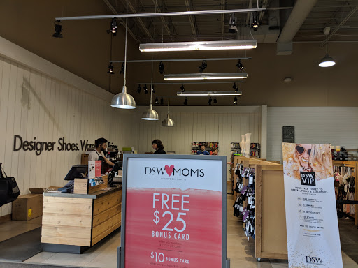 Shoe Store «DSW Designer Shoe Warehouse», reviews and photos, 3665 Washtenaw Ave, Ann Arbor, MI 48104, USA