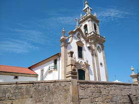 Igreja de Sâo Pedro da Torre