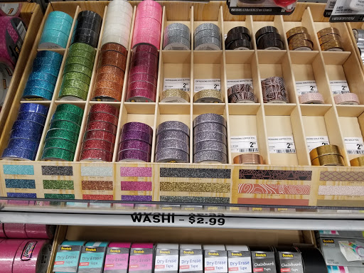 Office Supply Store «Staples», reviews and photos, 4940 O St, Lincoln, NE 68510, USA