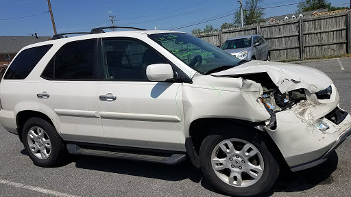 Auto Body Shop «Gerber Collision & Glass», reviews and photos, 609 Frederick Rd, Catonsville, MD 21228, USA