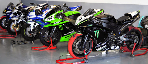 Photo 1 - Moto Racing 74