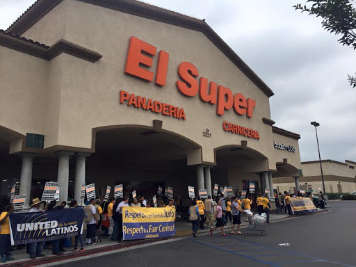 El Super, 14620 Parthenia St, Panorama City, CA 91402, USA, 