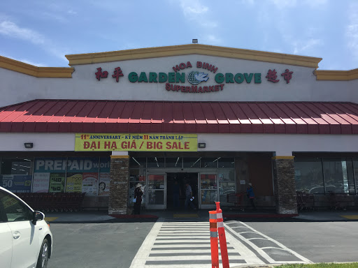 Asian Grocery Store «Hoa Binh Garden Grove Supermarket», reviews and photos, 13922 Brookhurst St, Garden Grove, CA 92843, USA