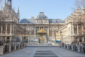 Palais de Justice de Paris image