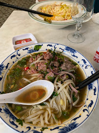 Goveja juha du Restaurant cambodgien Colline d'Asie - Del Sarte à Paris - n°3