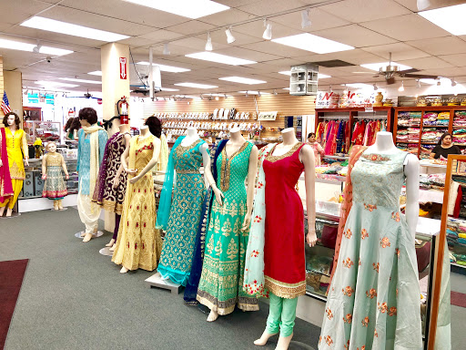 Kash Fabrics & Threading Salon
