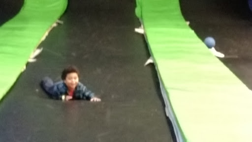 Movie Theater «Edge 12 Birmingham», reviews and photos, 7001 Crestwood Blvd #1100, Birmingham, AL 35210, USA