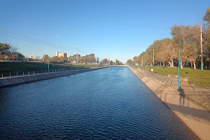 Paseo del Canal Grande image