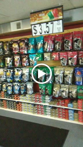 Tobacco Shop «Smoker Friendly Tobacco & Vape #28», reviews and photos, 7640 S Meridian St, Indianapolis, IN 46217, USA