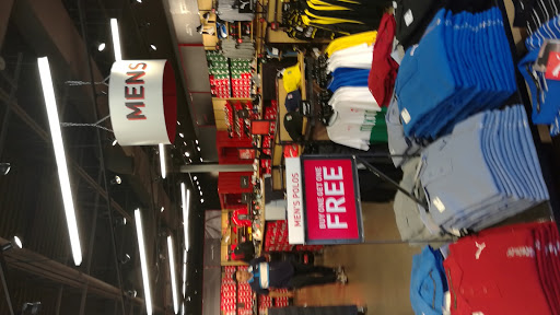 Shoe Store «PUMA», reviews and photos, 1650 Premium Outlet Blvd #333, Aurora, IL 60502, USA