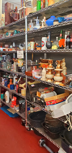 Thrift Store «Boyer Brothers Second Hand», reviews and photos, 1123 S Prairie Ave, Pueblo, CO 81005, USA