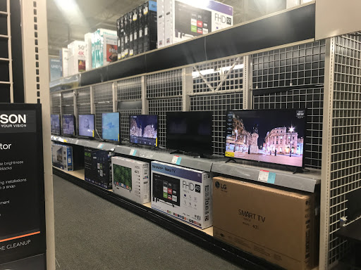 Electronics Store «Best Buy», reviews and photos, 5454 New Hope Commons Dr, Durham, NC 27707, USA