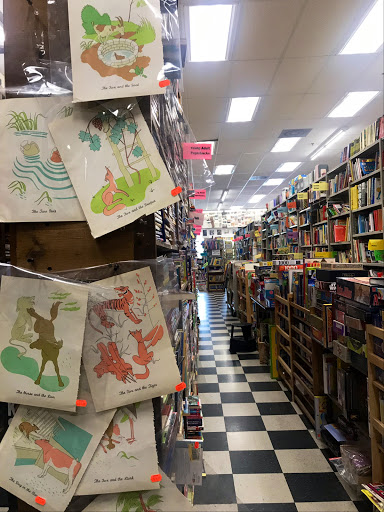 Book Store «Wonder Book & Video», reviews and photos, 1306 W Patrick St, Frederick, MD 21703, USA