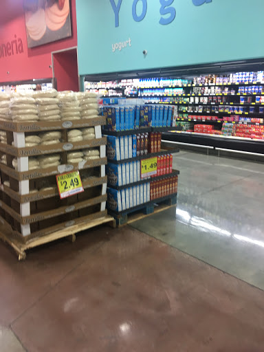 Grocery Store «El Super», reviews and photos, 14620 Parthenia St, Panorama City, CA 91402, USA