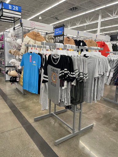 Department Store «Walmart Supercenter», reviews and photos, 2910 Grant Line Rd, New Albany, IN 47150, USA