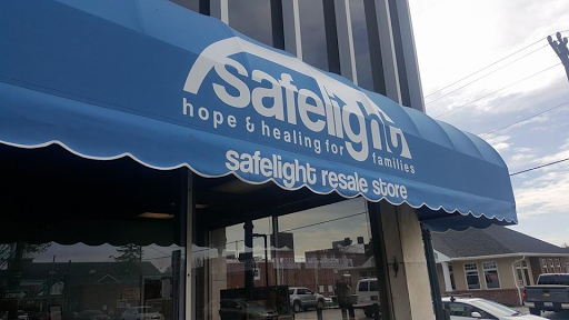 Thrift Store «Safelight - Safelight Retail Store», reviews and photos, 133 5th Ave W, Hendersonville, NC 28792, USA