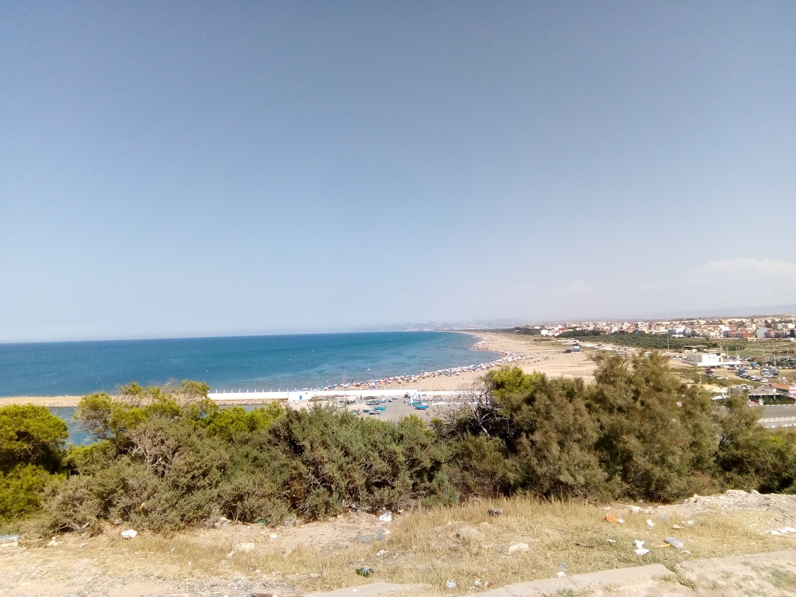 Φωτογραφία του Plage Ras El-Ma παροχές περιοχής