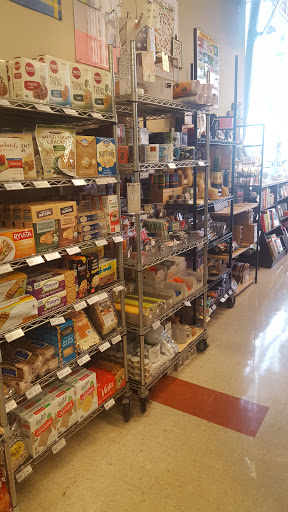 Gourmet Grocery Store «Beans & Barley», reviews and photos, 1901 E North Ave, Milwaukee, WI 53202, USA