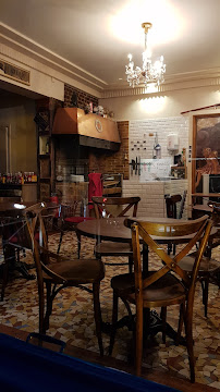 Atmosphère du Restaurant Chez Friloux à Montrouge - n°4