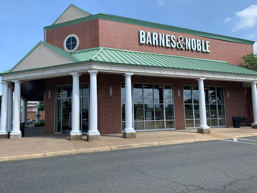 Book Store «Barnes & Noble Booksellers Fredericksburg/ Central Park», reviews and photos, 1220 Carl D. Silver Parkway, Fredericksburg, VA 22401, USA