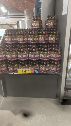 Grocery Store «Kroger», reviews and photos, 26130 Gratiot Ave, Roseville, MI 48066, USA