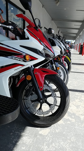 Motorcycle Dealer «Central Florida PowerSports», reviews and photos, 2575 N Orange Blossom Trail, Kissimmee, FL 34744, USA