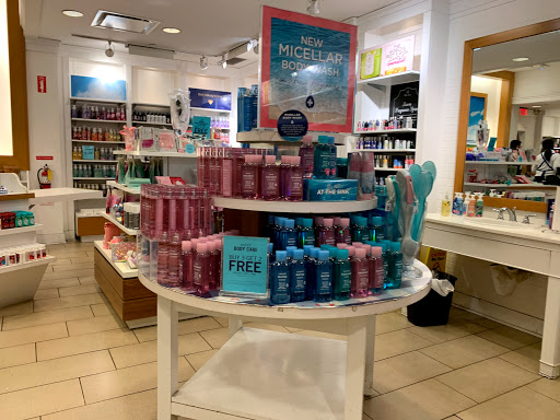 Beauty Supply Store «Bath & Body Works», reviews and photos, 2024 S University Dr, Davie, FL 33324, USA