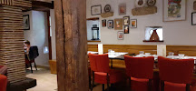 Atmosphère du Restaurant L’Orée du bois à Chateauneuf - n°3