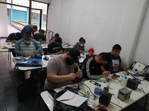 Curso de reparación de celulares LIDETEC