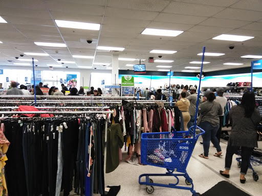 Clothing Store «Ross Dress for Less», reviews and photos, 4646 S Cooper St, Arlington, TX 76017, USA