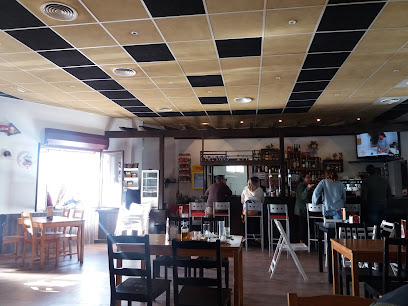 Cafetería Bar Atípico - Constructor Antonio Pale, 8, 41850 Villamanrique de la Condesa, Sevilla, Spain