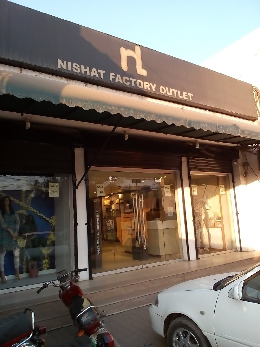 Nishat Linen Factory Outlet