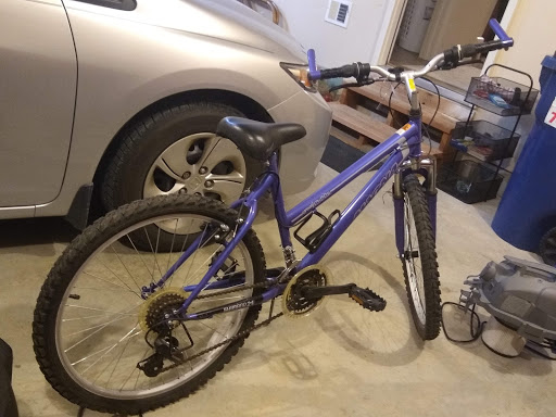 Non-Profit Organization «RevolveKCK Community Bike Shop», reviews and photos, 554 Central Ave, Kansas City, KS 66101, USA