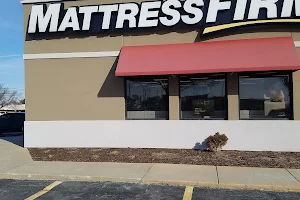 Mattress Firm Crestwood image