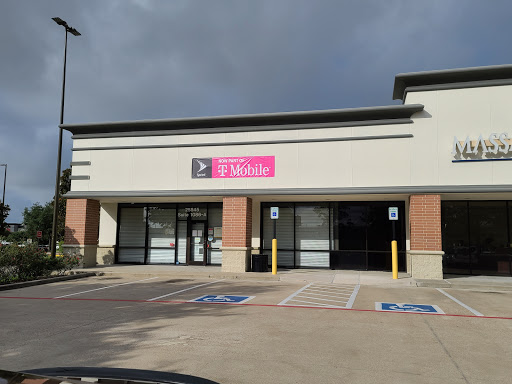 Cell Phone Store «T-Mobile», reviews and photos, 25823 US-290 C, Cypress, TX 77429, USA